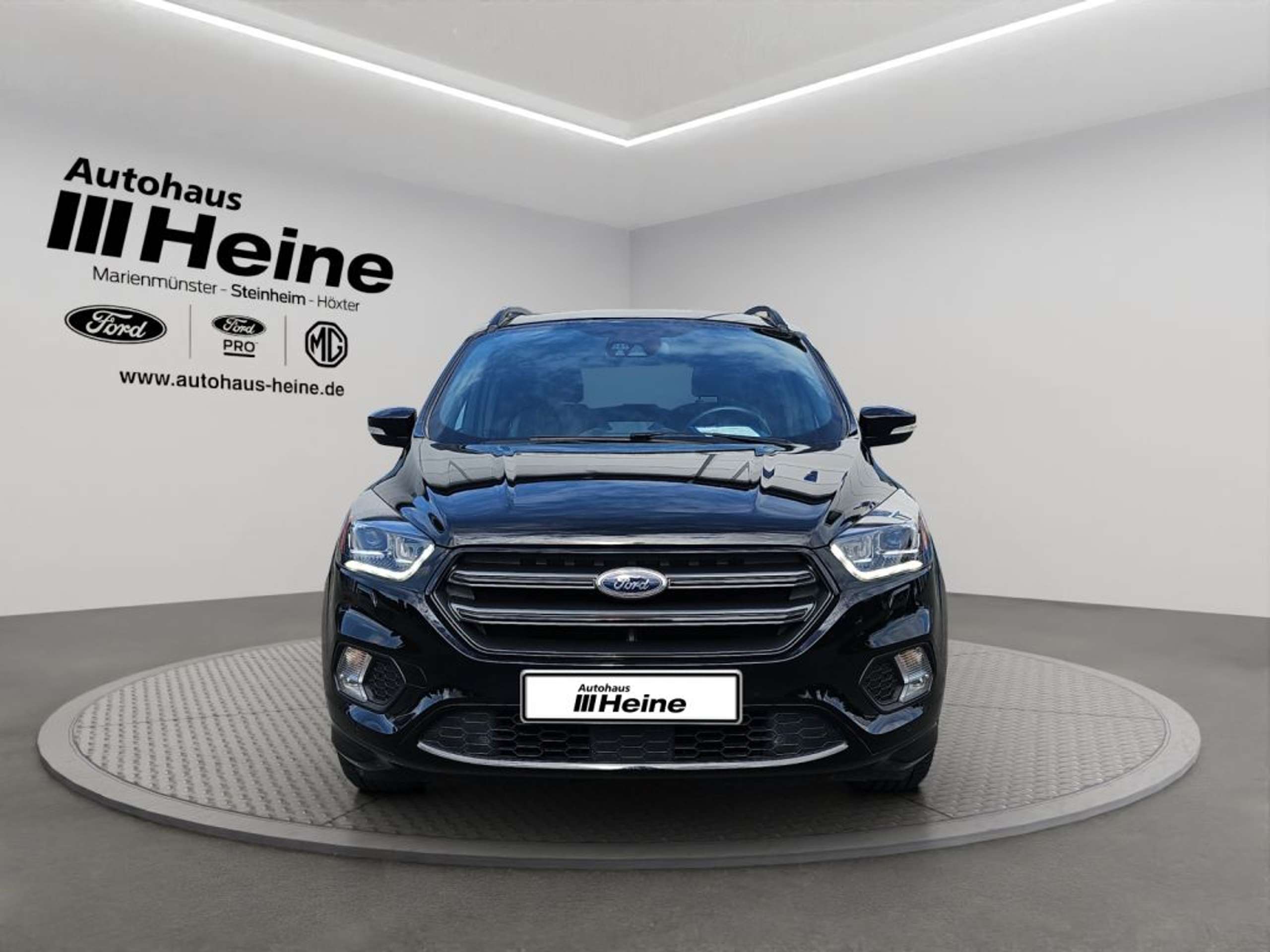 Fahrzeugabbildung Ford Kuga 1.5 EcoBoost ST-Line *NAVI*19-LM*AHK-KEY-FREE* - mit KI generiert/bearbeitet