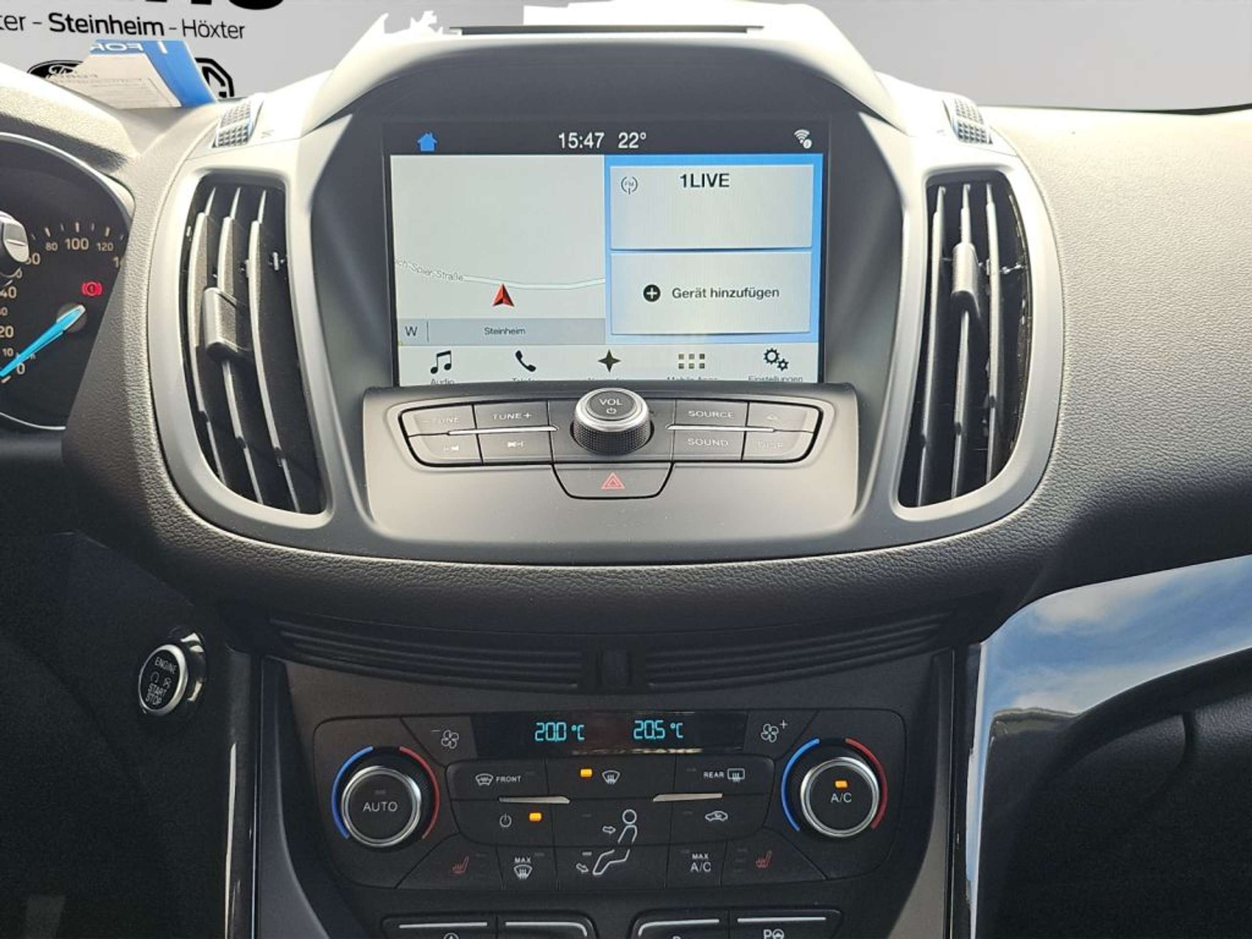 Fahrzeugabbildung Ford Kuga 1.5 EcoBoost ST-Line *NAVI*19-LM*AHK-KEY-FREE* - mit KI generiert/bearbeitet