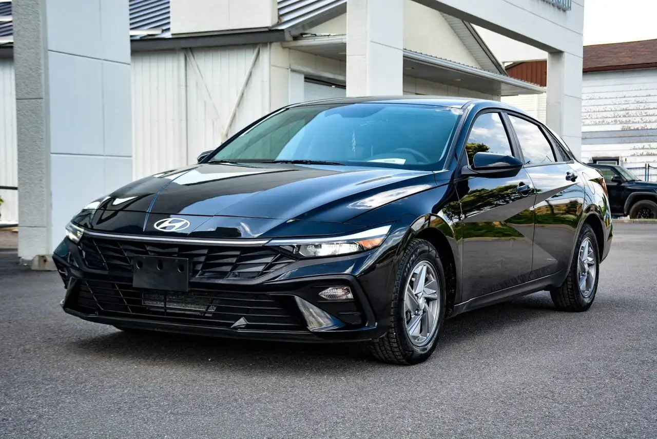 2025 Hyundai ELANTRA