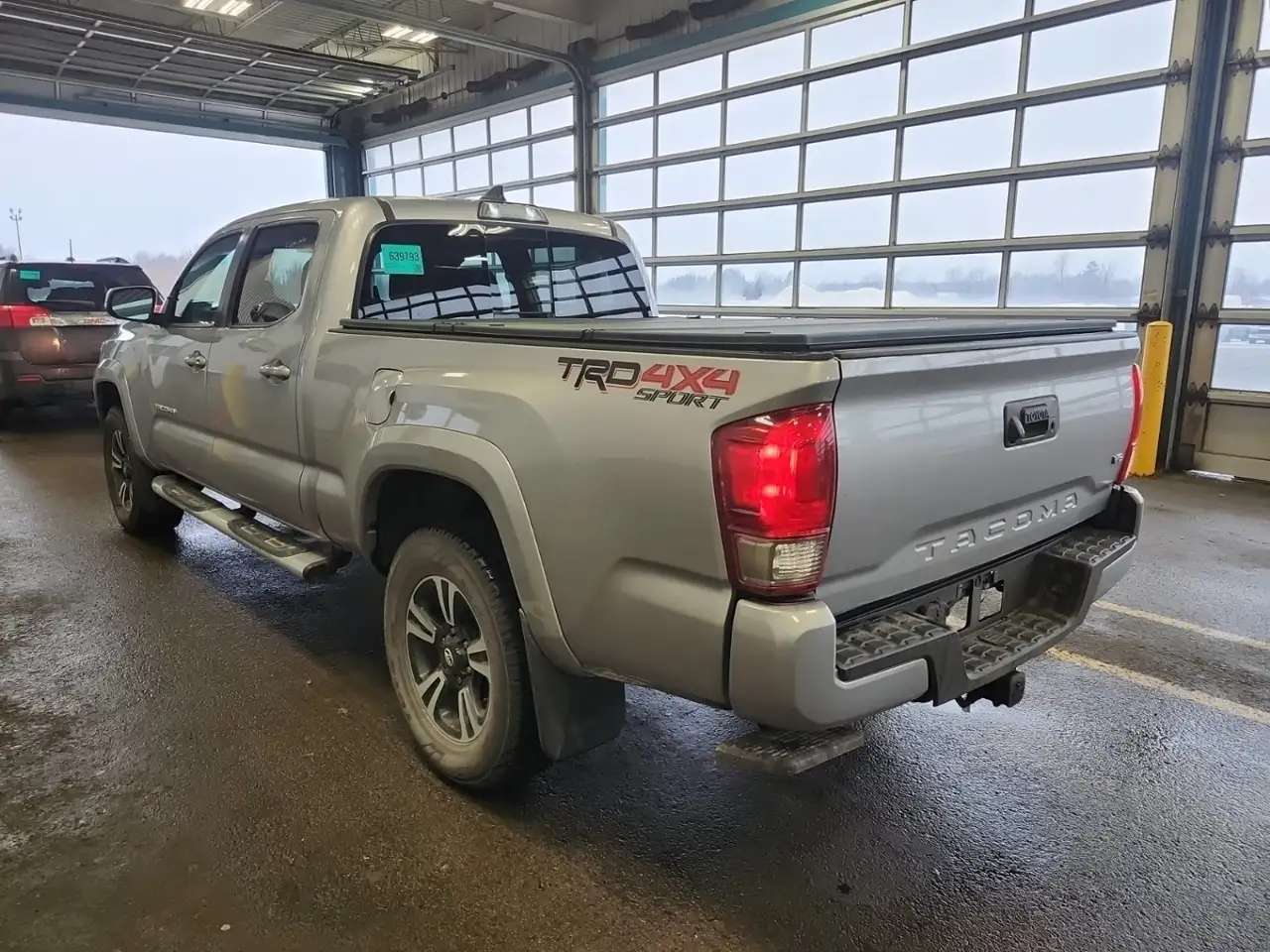 Toyota Tacoma снимка Toyota Tacoma