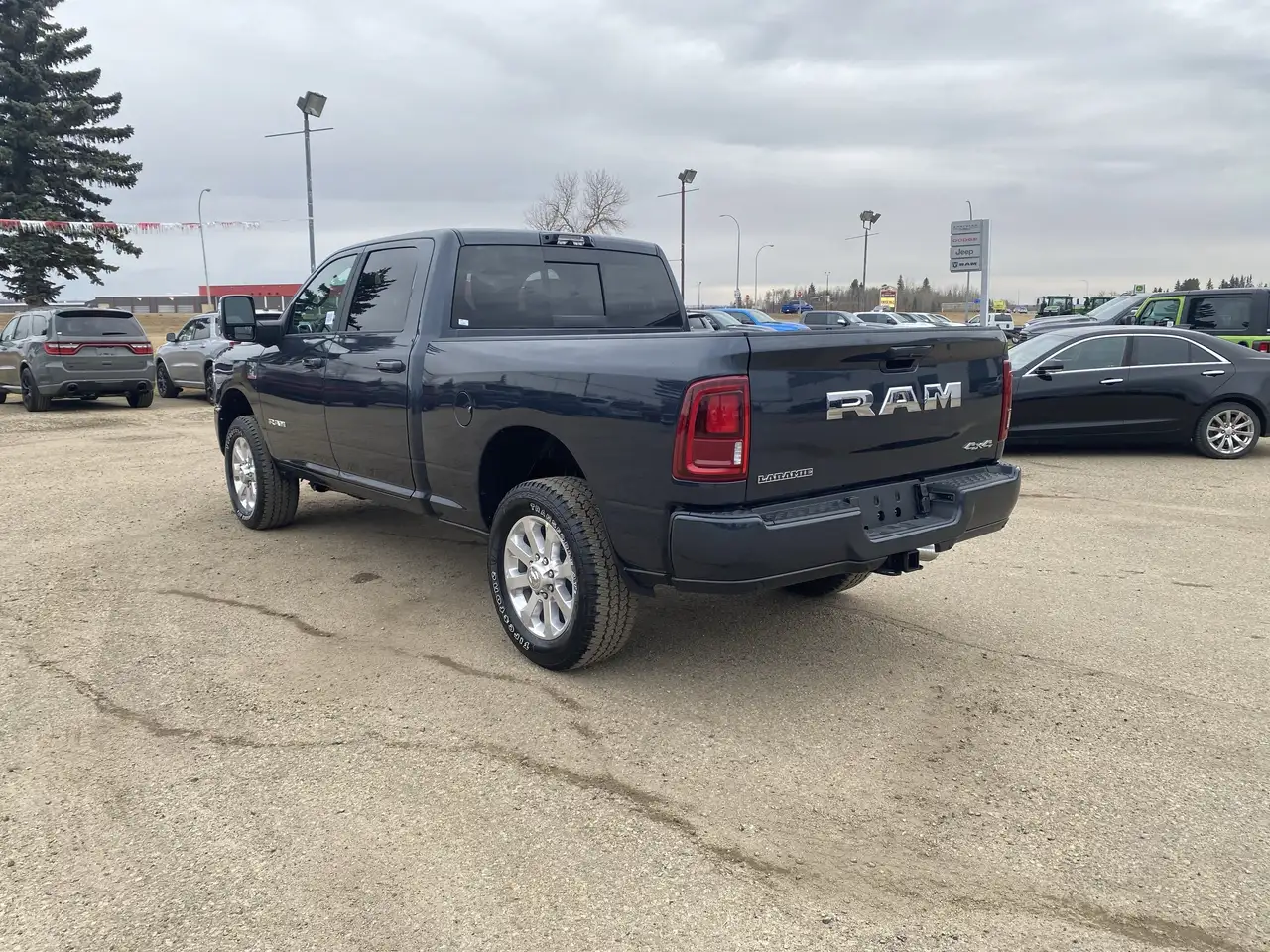 RAM 3500 снимка RAM 3500