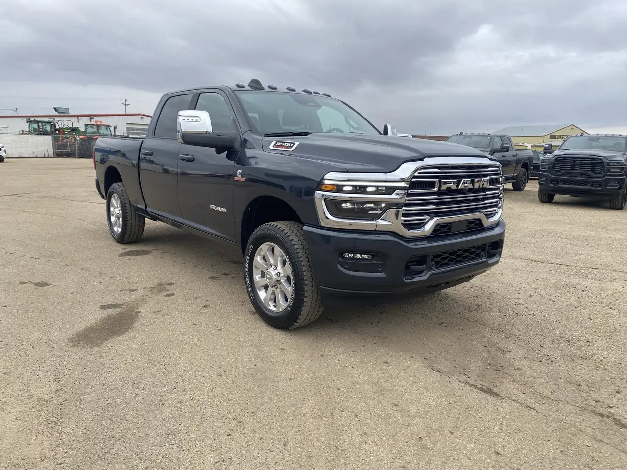 RAM 3500 снимка RAM 3500