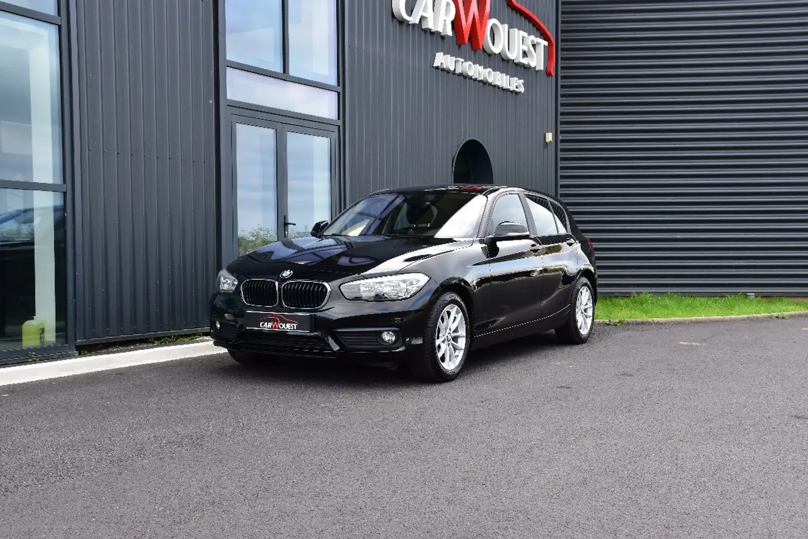 BMW 116 (F20) (2) 116D LOUNGE 5P Noir - 1