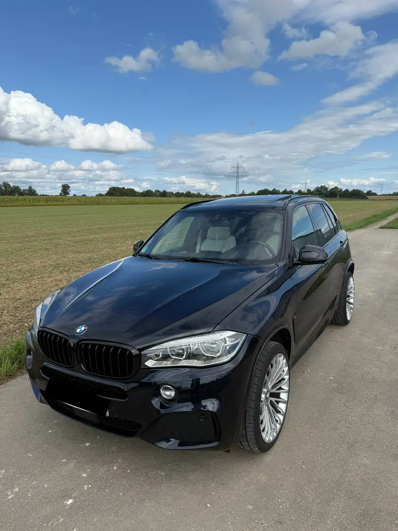 BMW X5 xDrive30d 7 Sitze M-Paket Sportpaket Head Up Pano Noir - 1