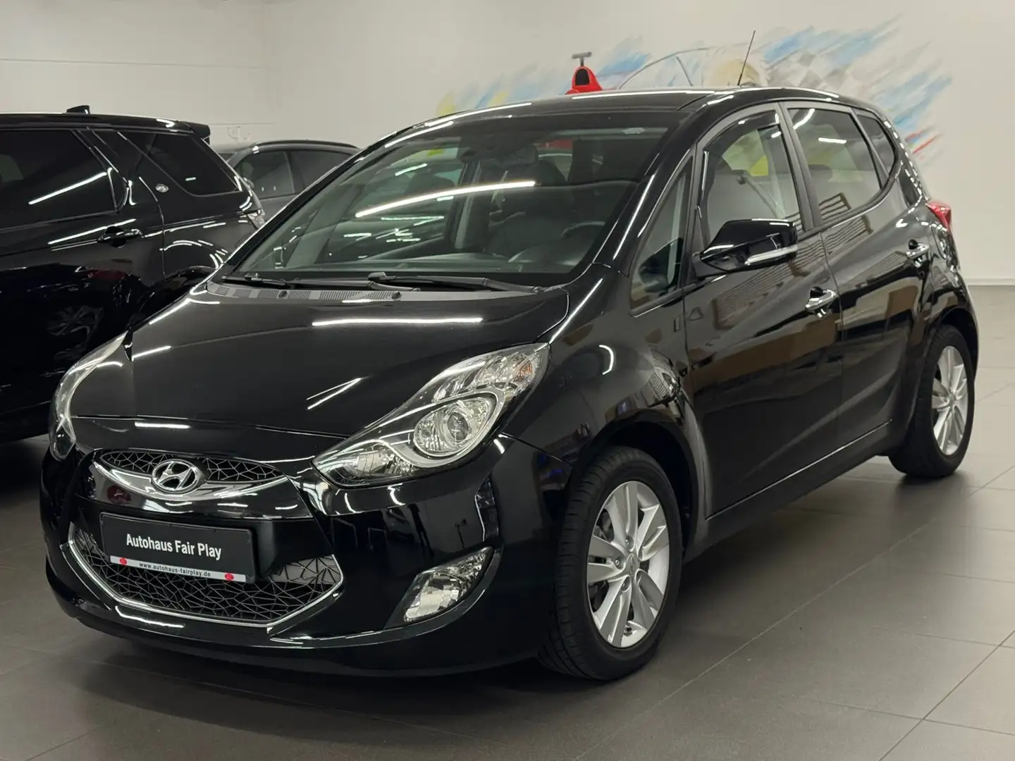 Hyundai iX20 Style Aut. LEDER/PDC/SHZ/TOP! Schwarz - 1