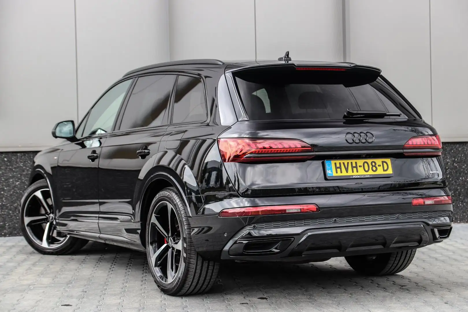 Audi Q7 60 TFSIe 456pk Quattro S-Line Competition | Panora Zwart - 2