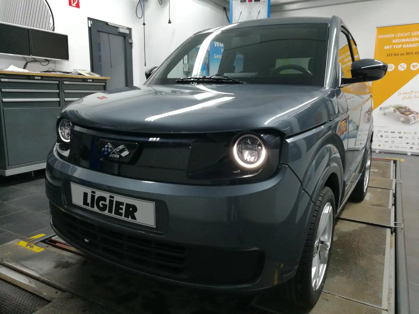 Ligier Myli E.PIC*WSShzg*Carplay*Shzg*el.Fh*RFK*LED*ZV* Grigio - 1