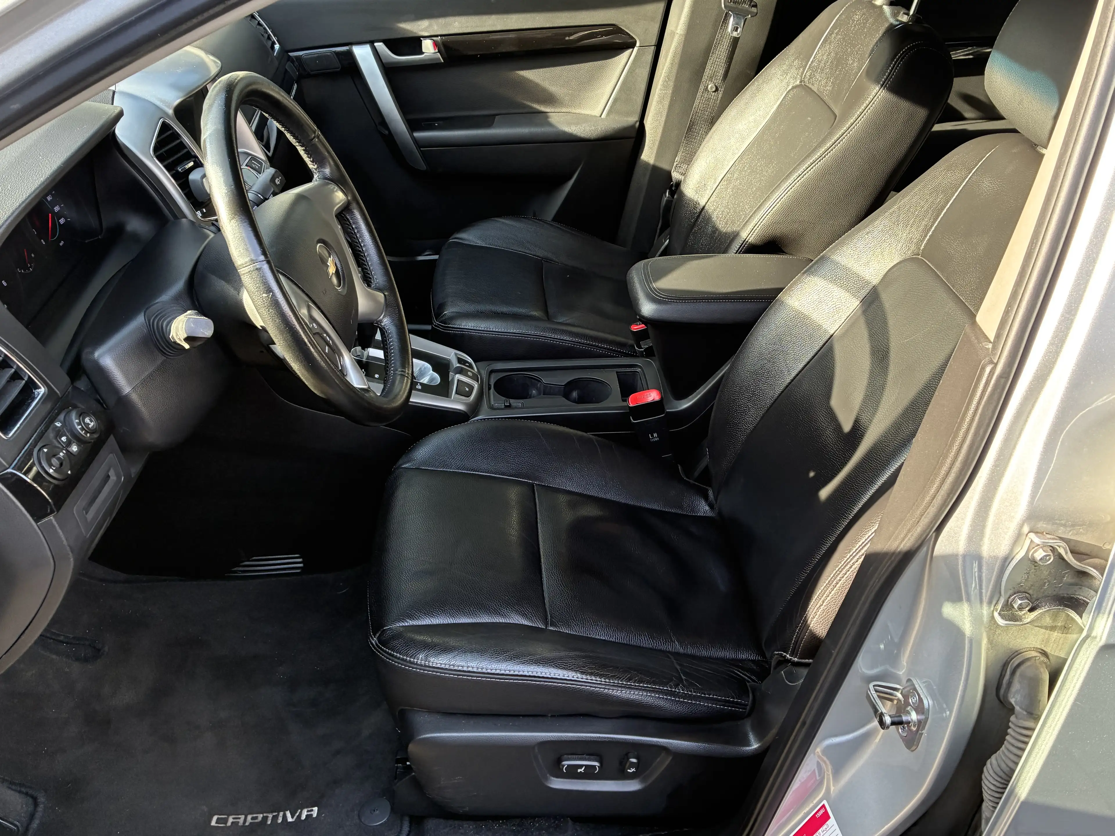 Chevrolet Captiva 2.2 D LTZ 4WD 1-Hand top-Zustand Nichtraucher NAVI — photo 12