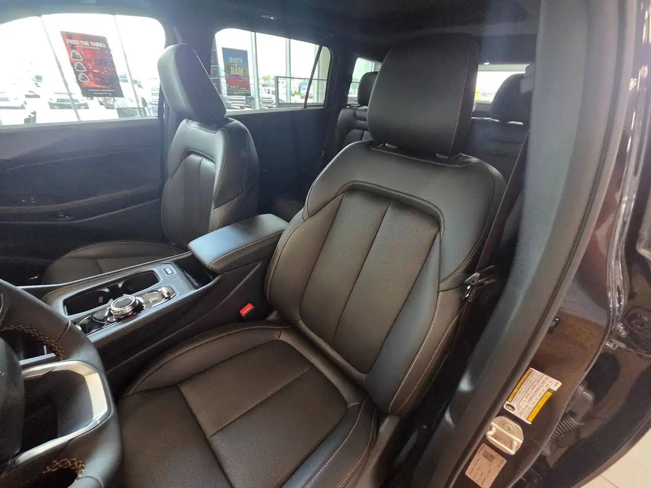 Jeep Cherokee photo Jeep Cherokee