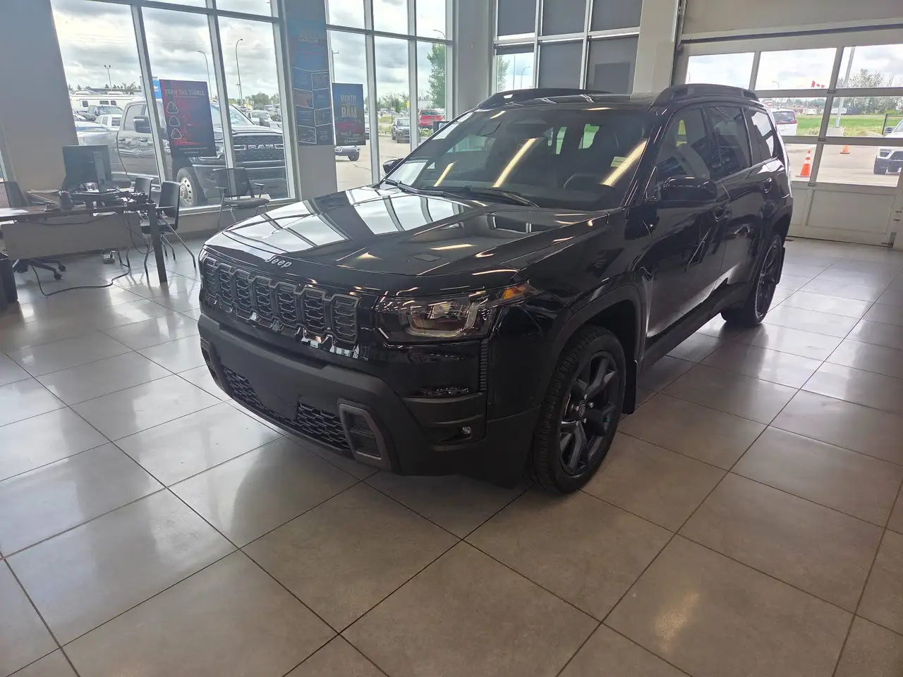 Jeep Cherokee photo Jeep Cherokee
