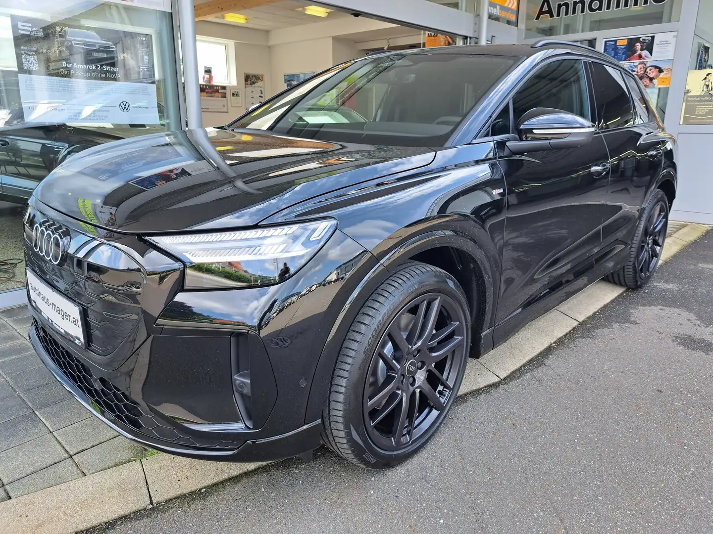 Audi Q4 e-tron performance Schwarz - 1