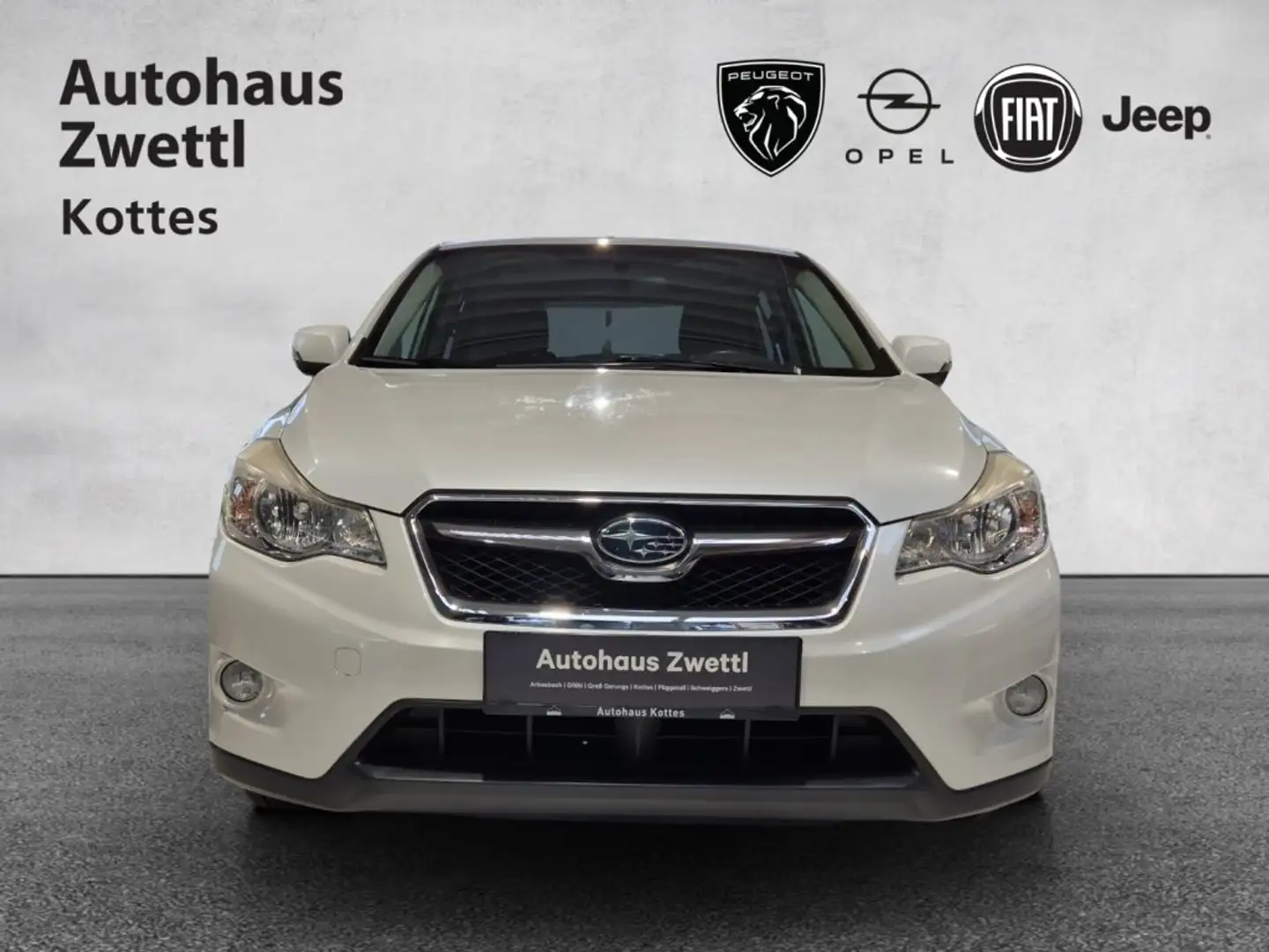 Subaru XV 1,6i Comfort AWD Weiß - 2