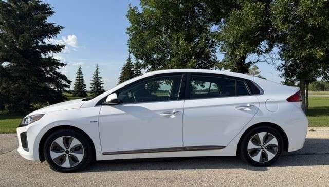 2019 Hyundai IONIQ ULTIMATE LOW KM LOCAL TRADE — снимка 1