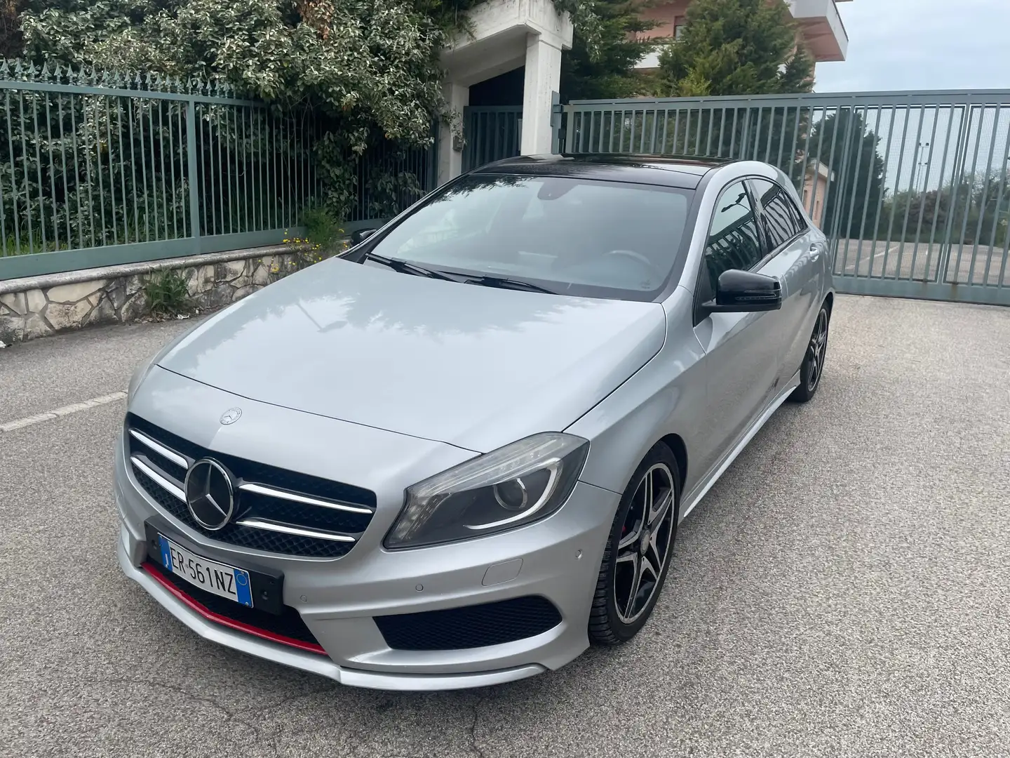 Mercedes-Benz A 180 cdi (be) Premium auto Argento - 1