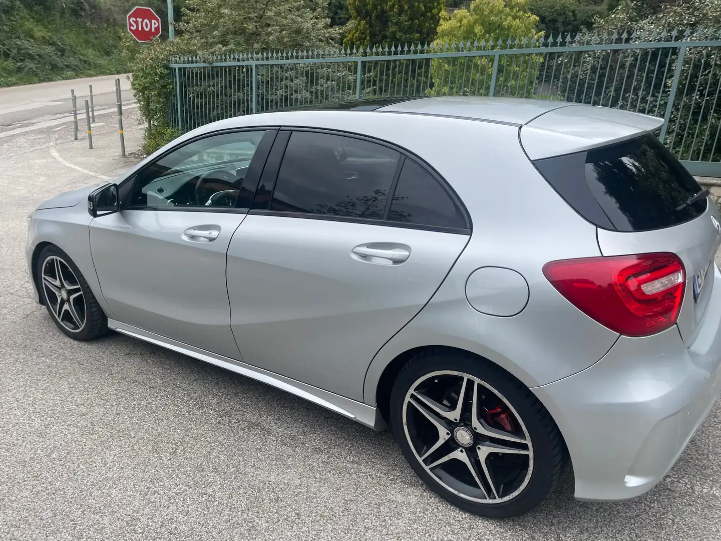 Mercedes-Benz A 180 cdi (be) Premium auto Argento - 2