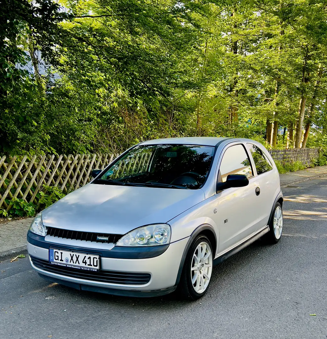 Opel Corsa 1.2 16V Sport | TÜV 11,26 - 1