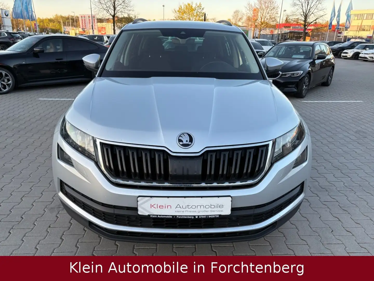 Skoda Kodiaq Ambition Navi Kamera SHZ AHK PDC 7-Sitzer Silber - 2