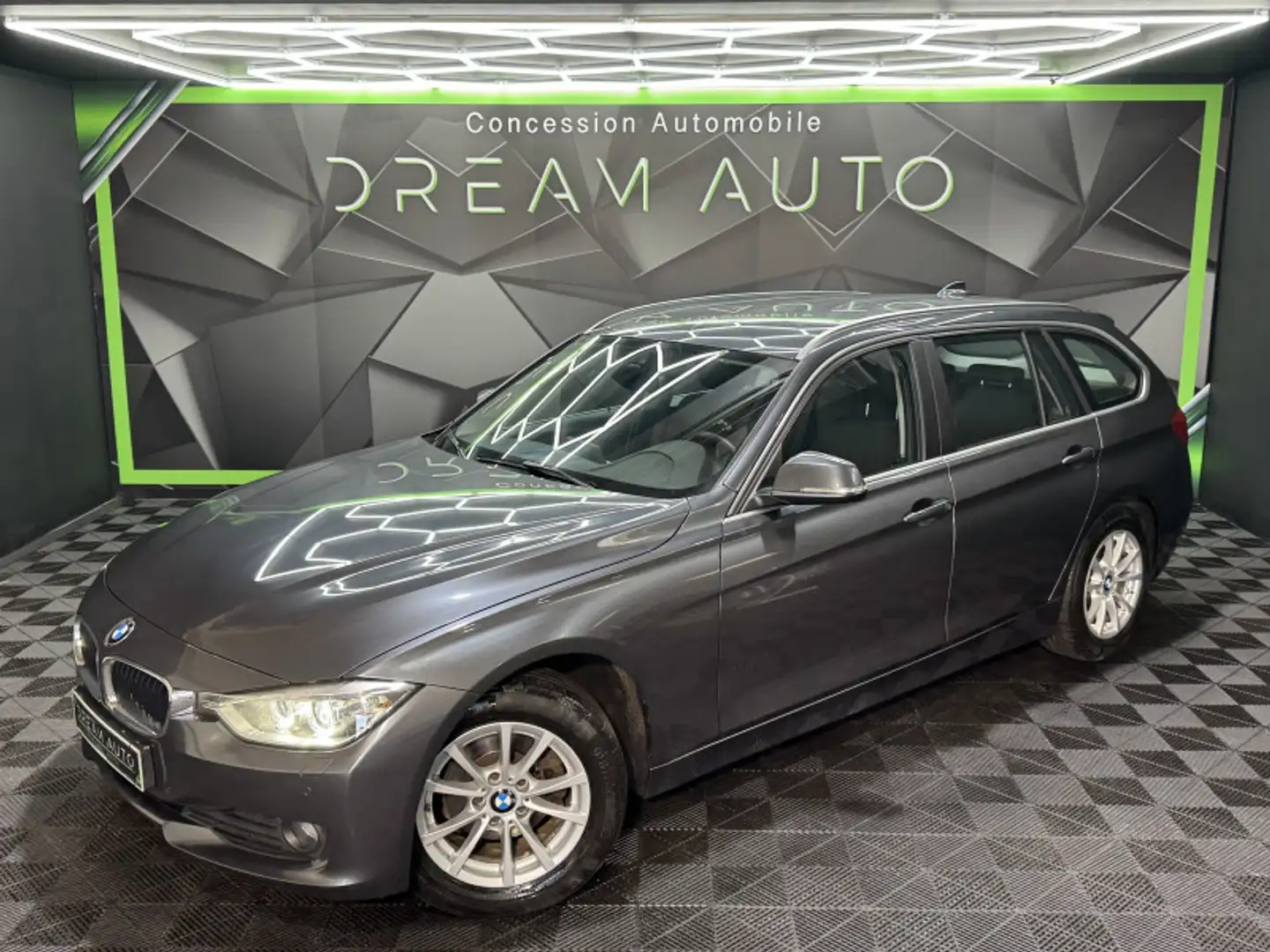 BMW 318 (F31) 318D 143CH LOUNGE - 1