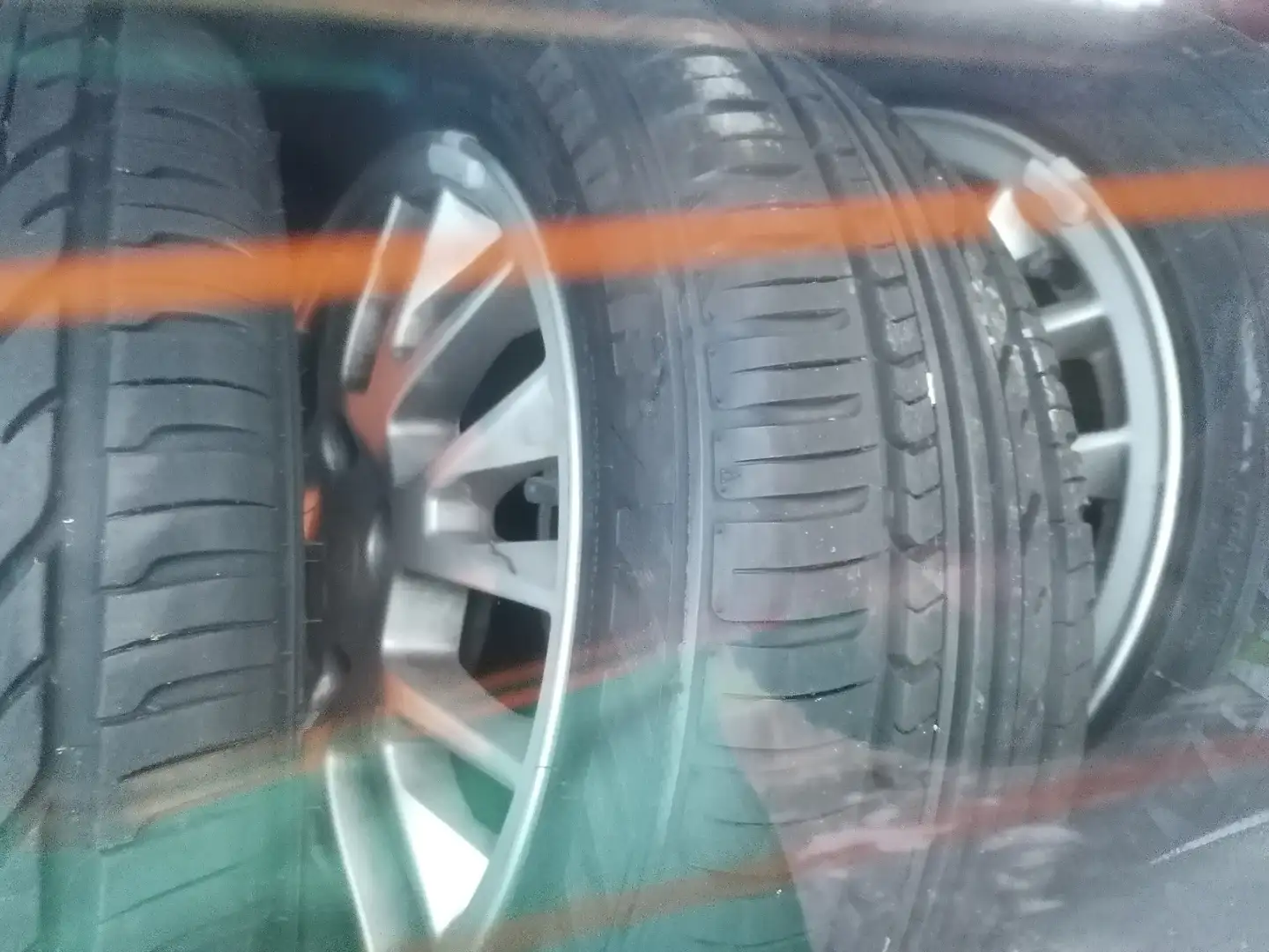 Mitsubishi Space Star 1.8 Automatik Anhängerkupplung 8 Fach bereift - 2
