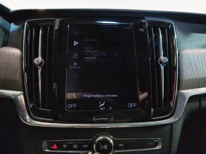 Volvo V90 Cross Country 2021, foto 18