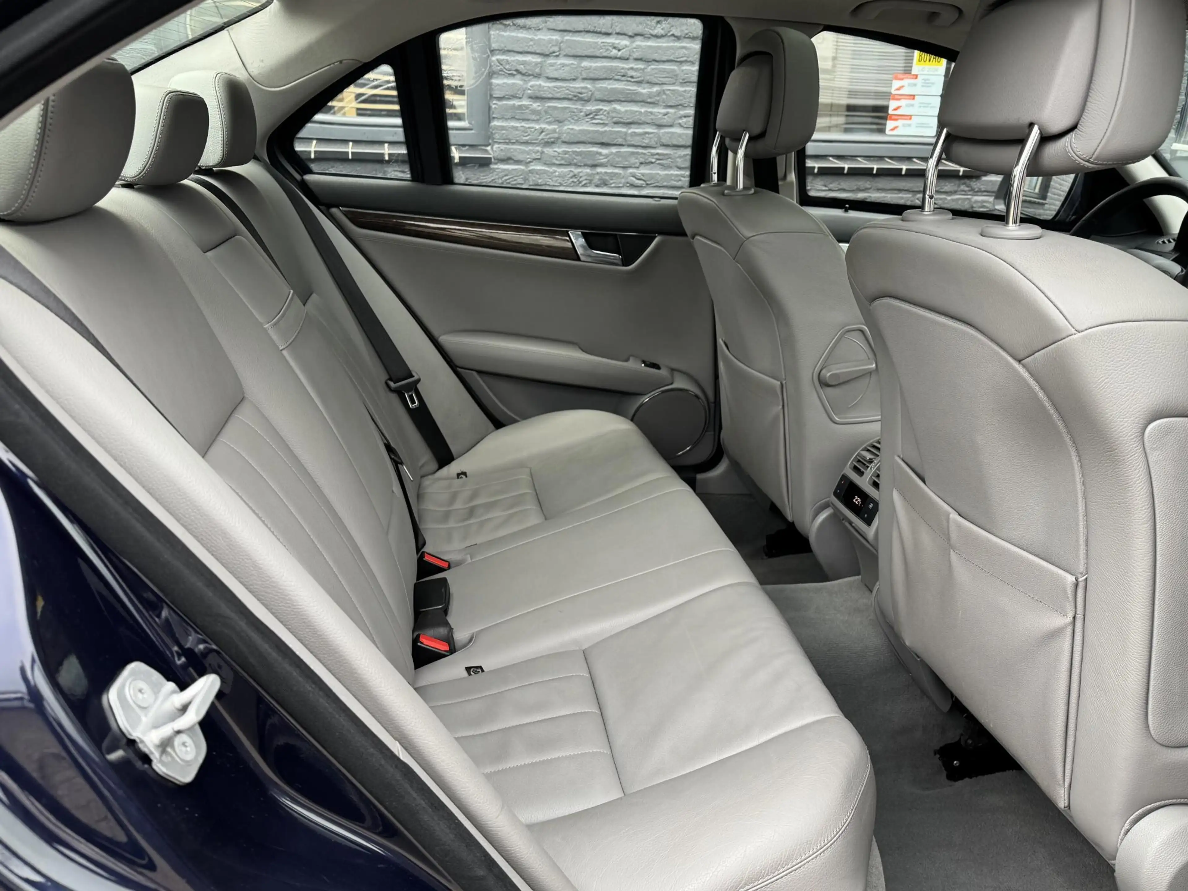 Mercedes-Benz C 350 Elegance Automaat/Gepanserd B4/Alleen Export!!! — photo 12