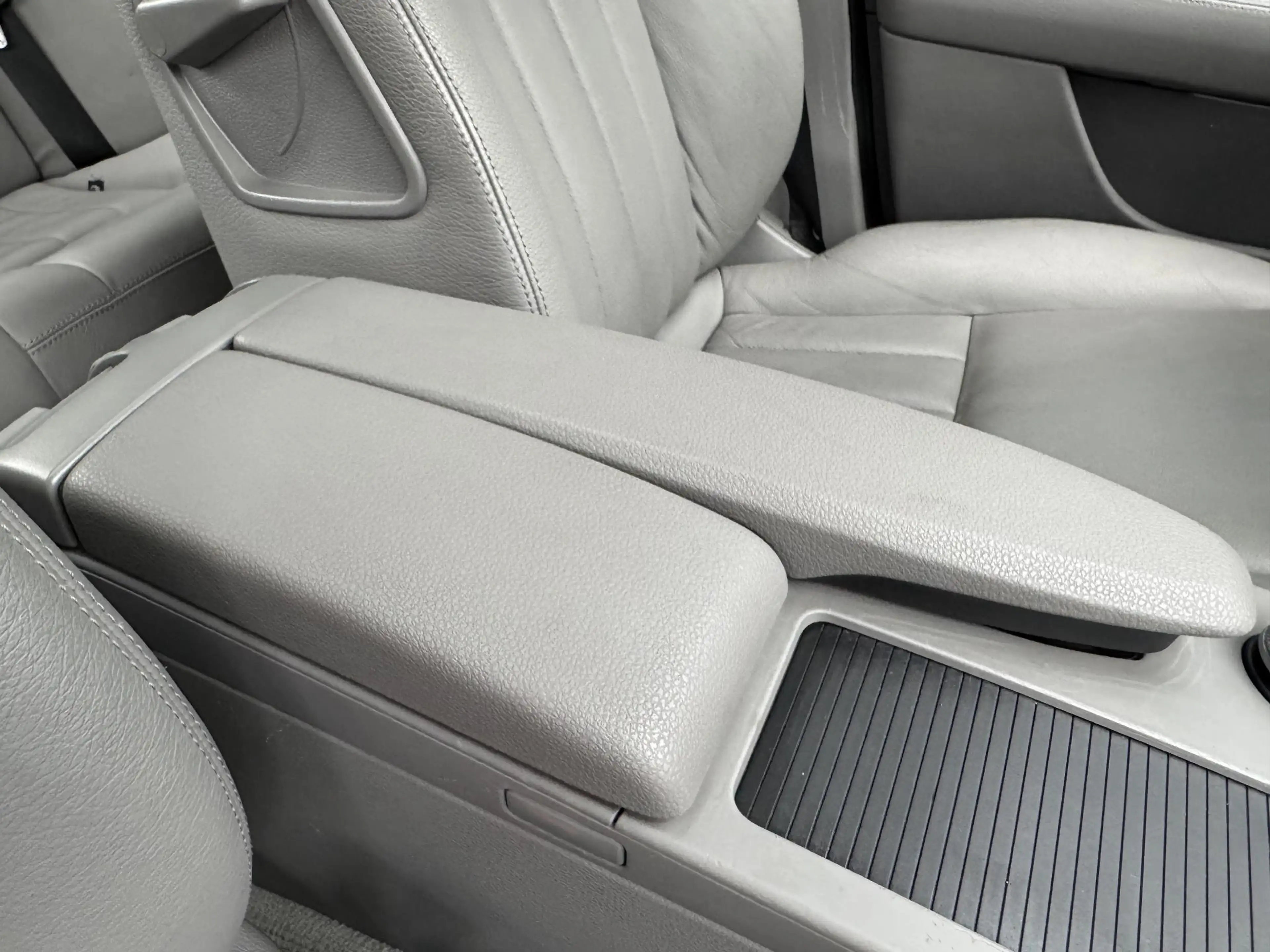 Mercedes-Benz C 350 Elegance Automaat/Gepanserd B4/Alleen Export!!! — photo 9