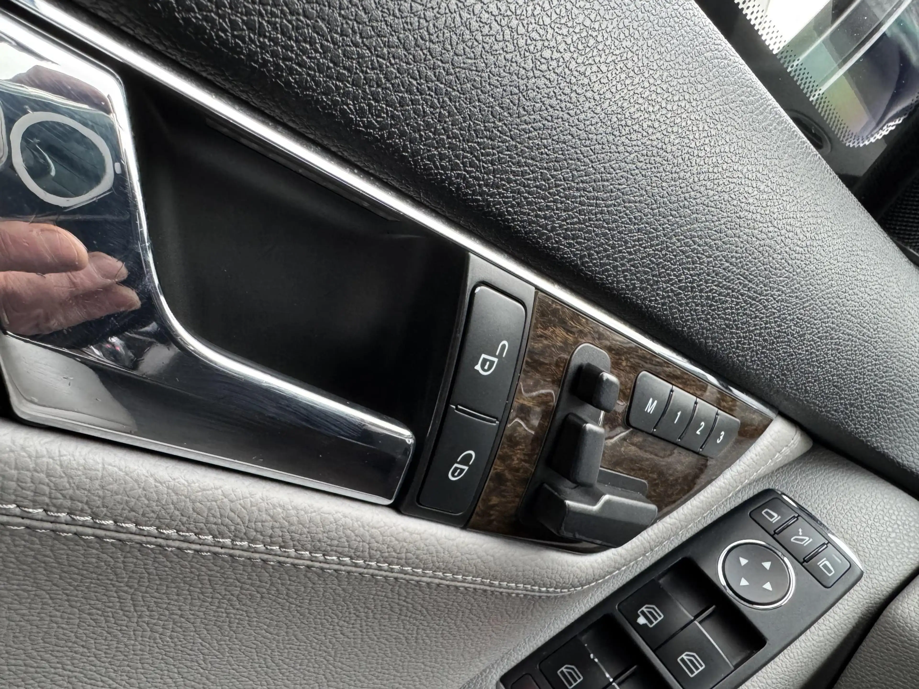 Mercedes-Benz C 350 Elegance Automaat/Gepanserd B4/Alleen Export!!! — photo 33