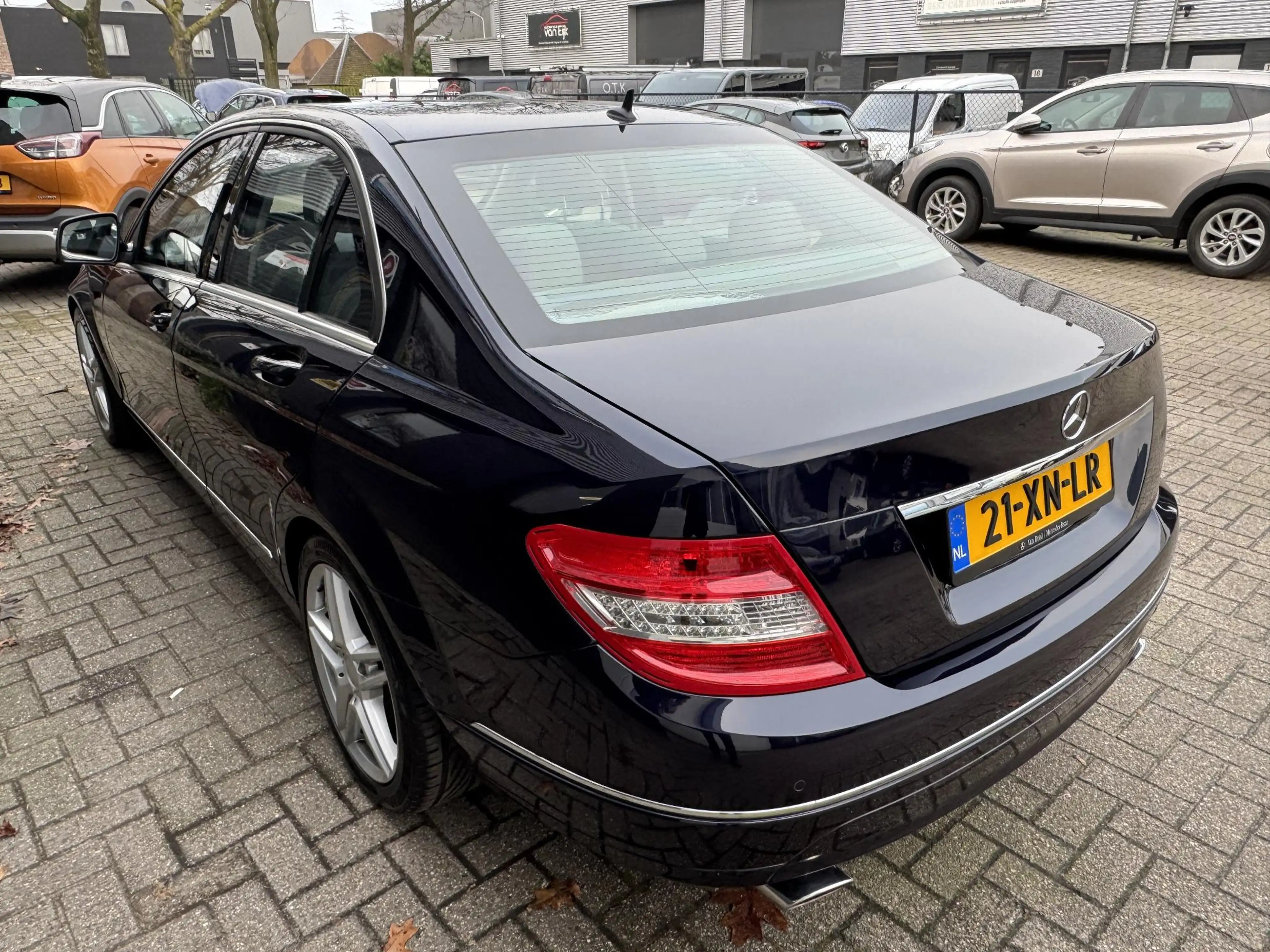 Mercedes-Benz C 350 Elegance Automaat/Gepanserd B4/Alleen Export!!! — photo 4