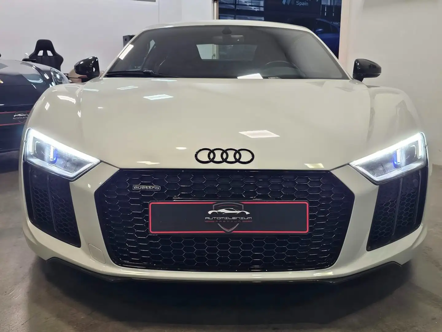 Audi R8 5.2 FSI V10 plus 610CV quattro S tronic Blanco - 2