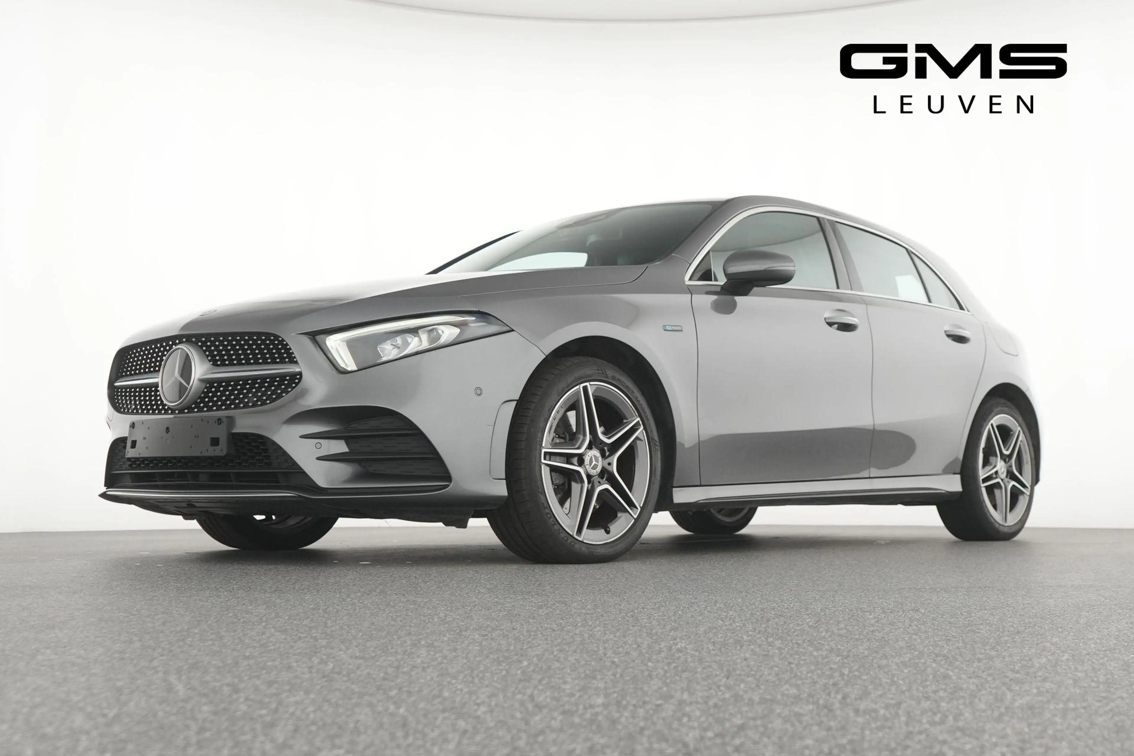 Mercedes-Benz A 250 A 250e AMG Line