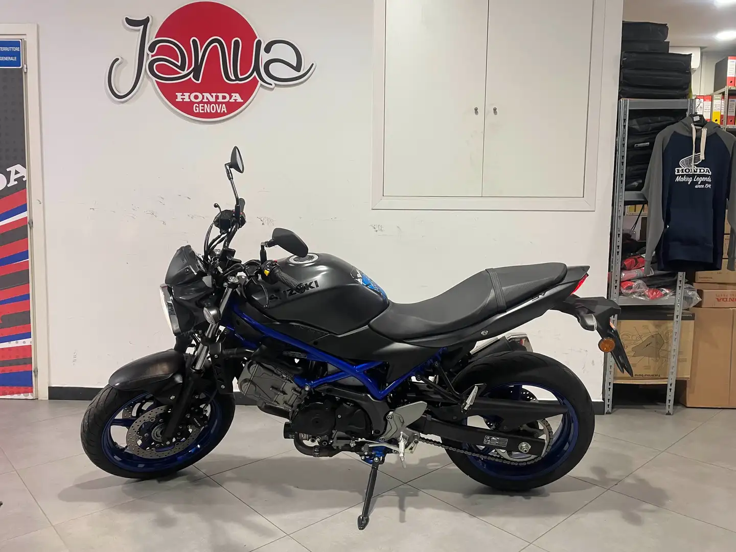 Suzuki SV 650 abs Grigio - 1