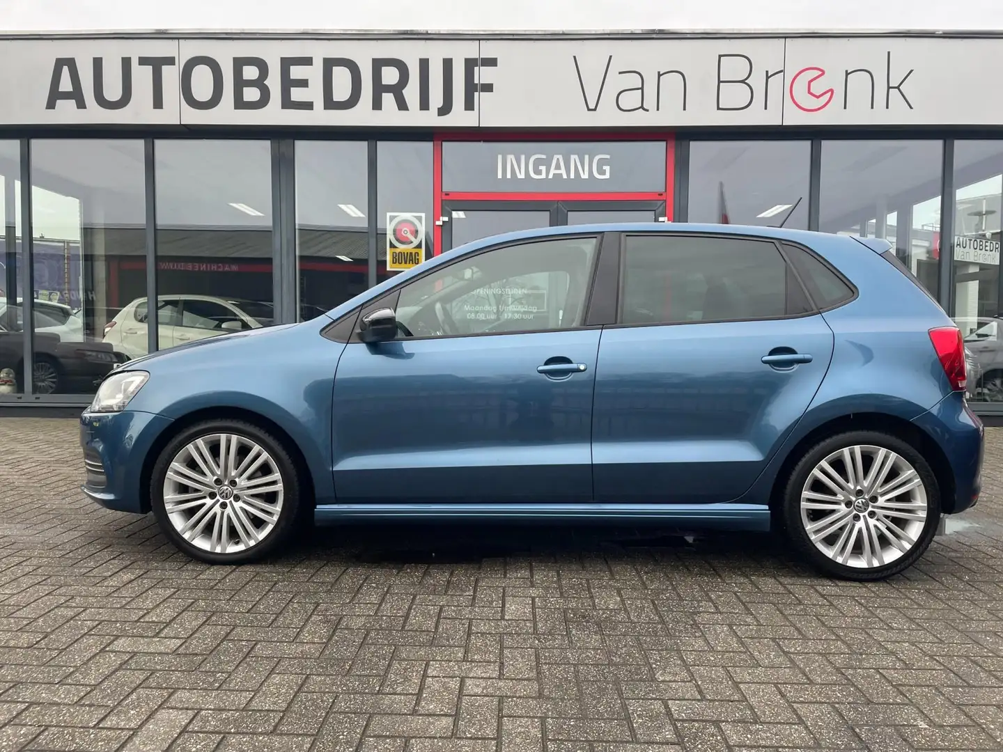 Volkswagen Polo 1.4 TSI BlueGT | Cruise | Navi | DSG | 140PK Šedá - 2