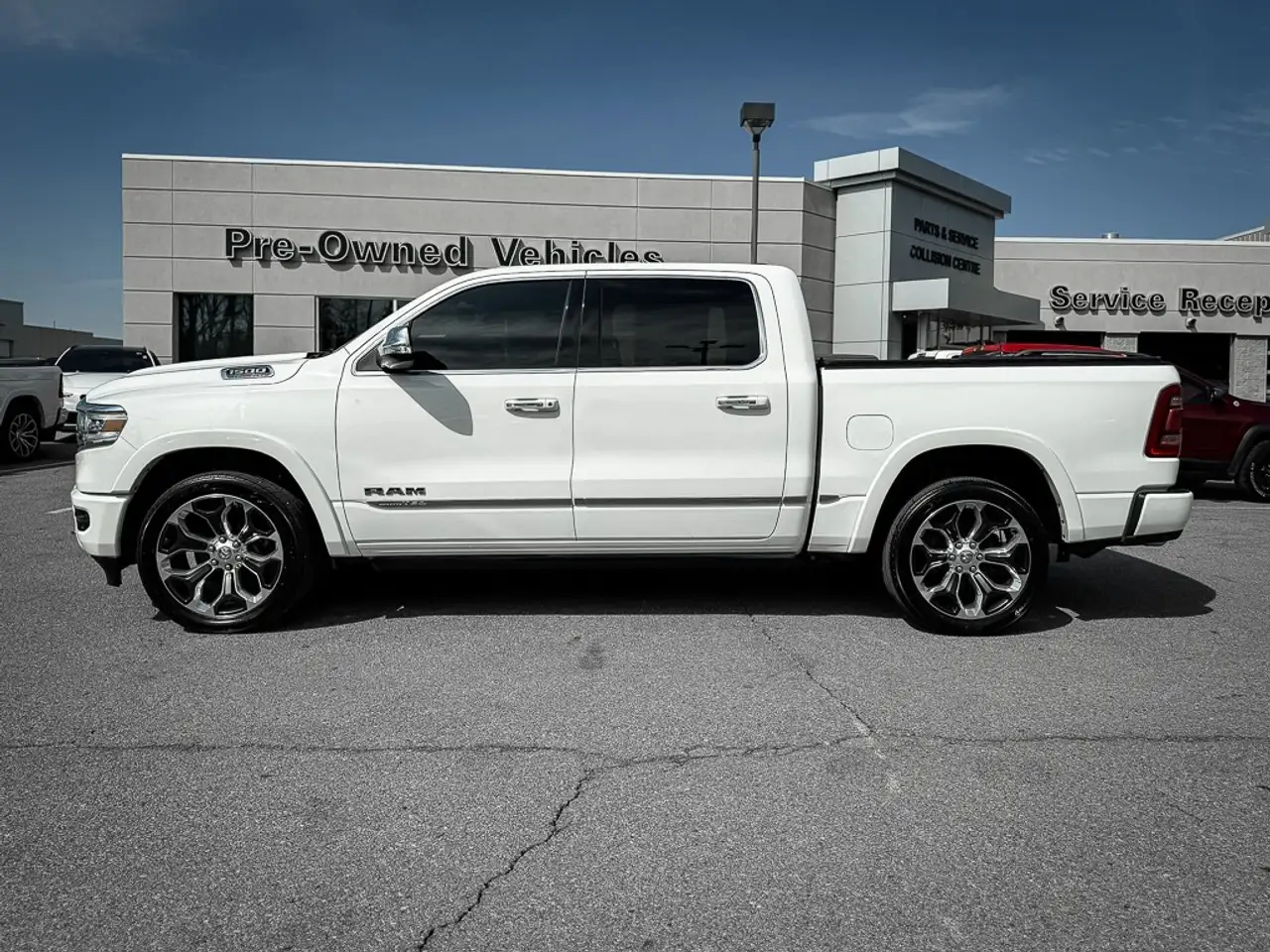 RAM 1500 снимка RAM 1500
