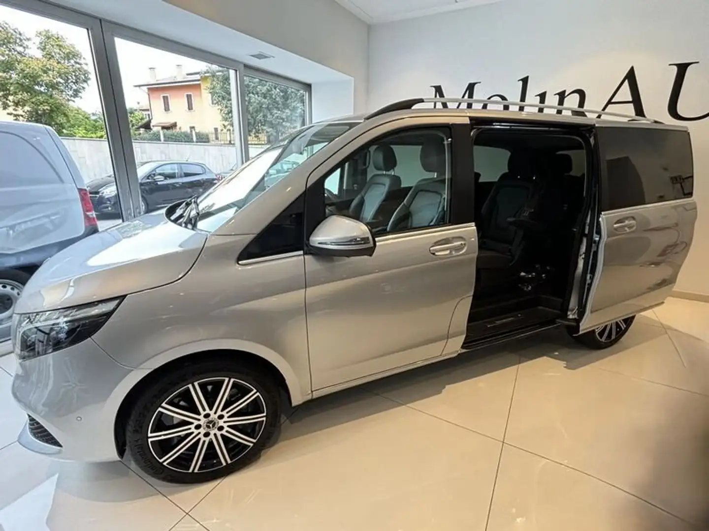 Mercedes-Benz V 300 V 300 d Automatic Exclusive Long 7 POSTI KM 0 PRO Silver - 1