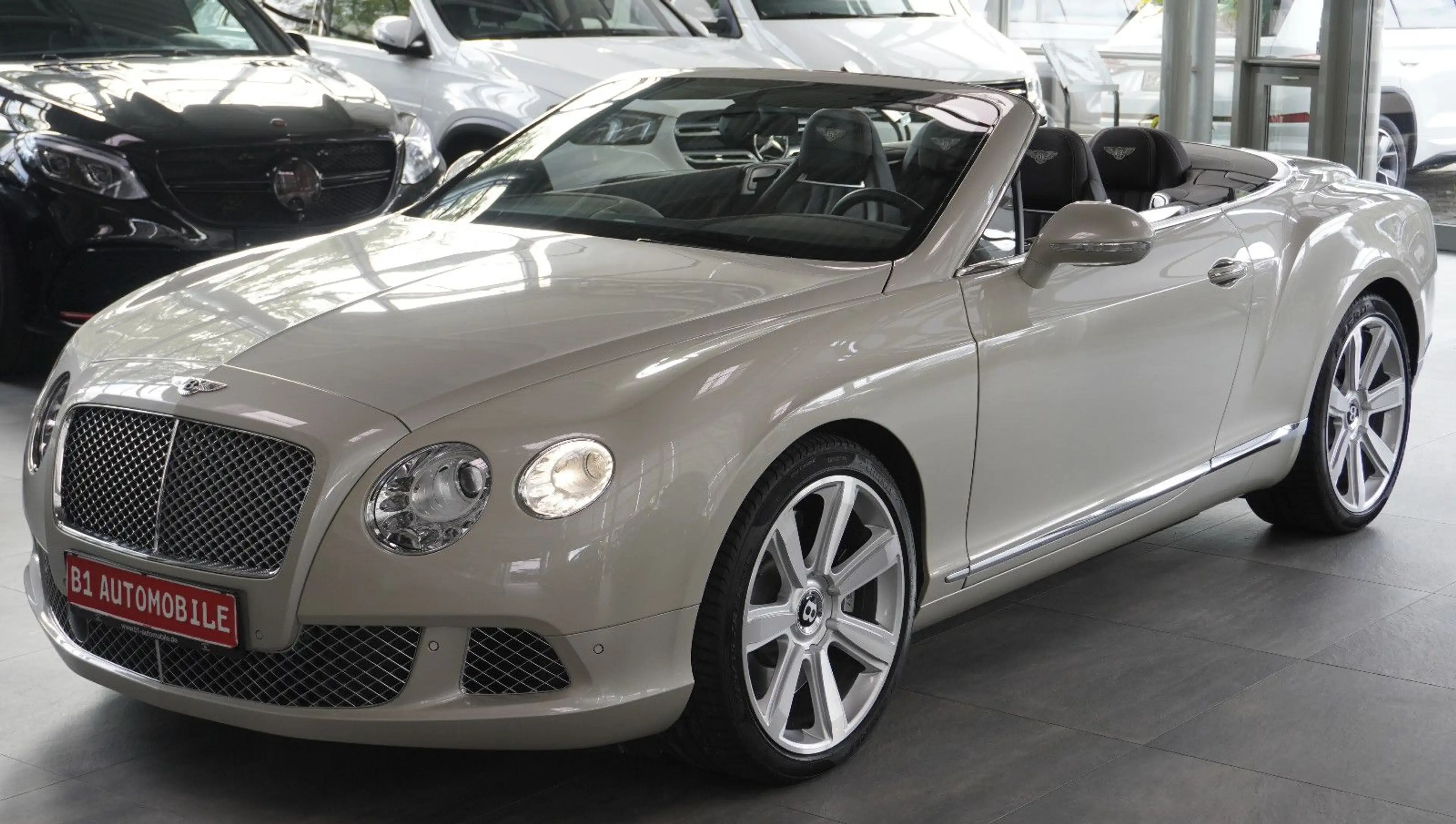 Bentley Continental GTC 6.0 W12*EXCLUSIVE*LIEBHABER — photo 8