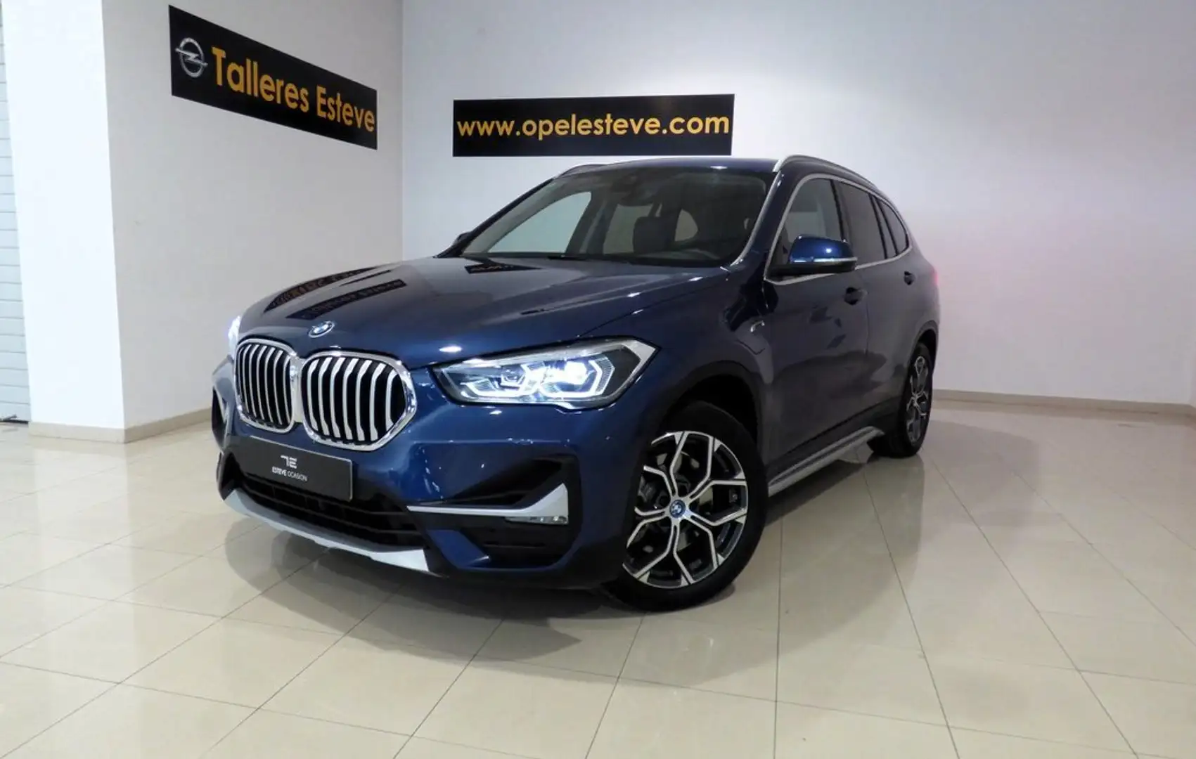 BMW X1 xDrive25e Azul - 2