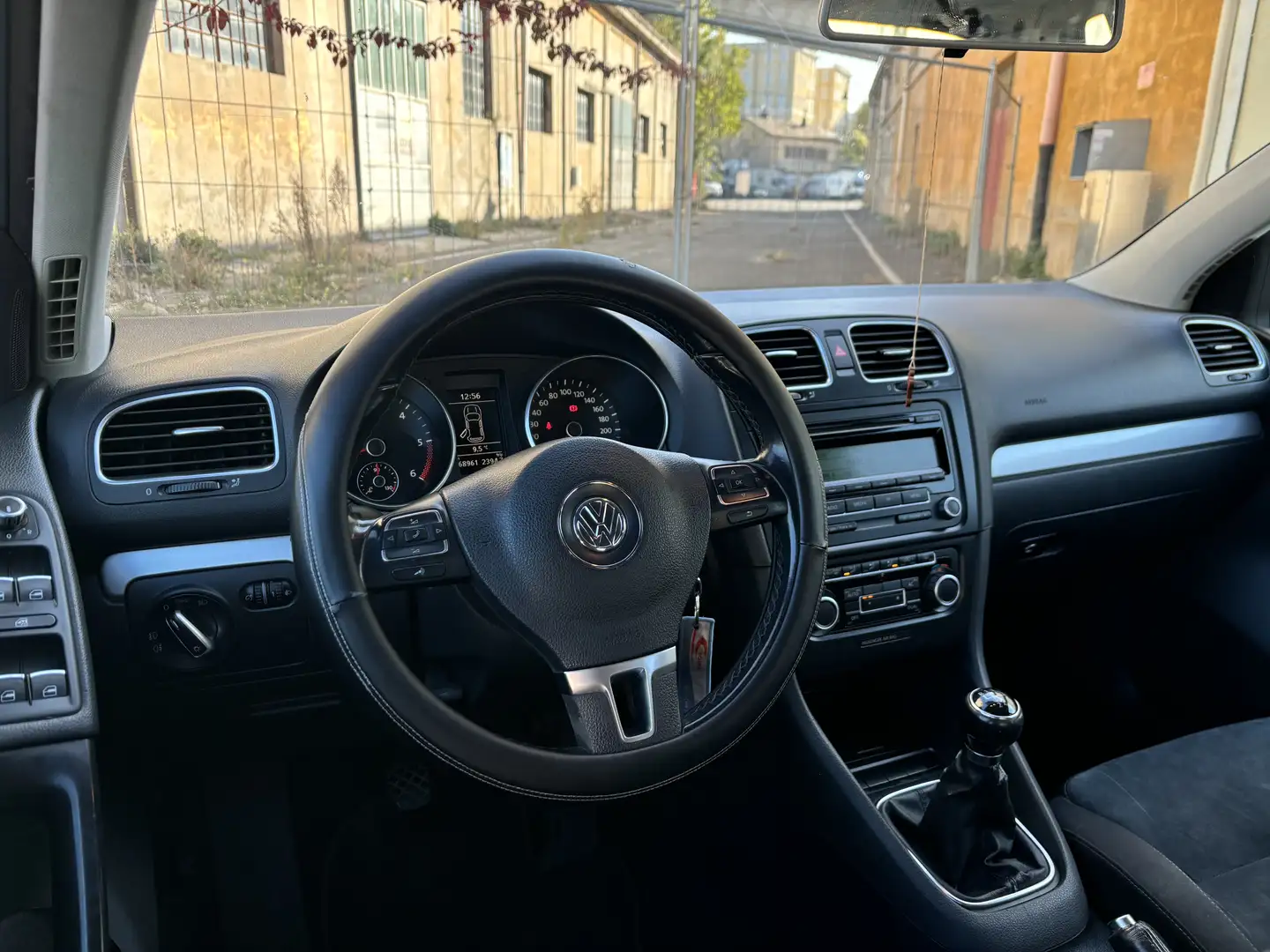 Volkswagen Golf 5p 2.0 tdi Highline 140cv - 1