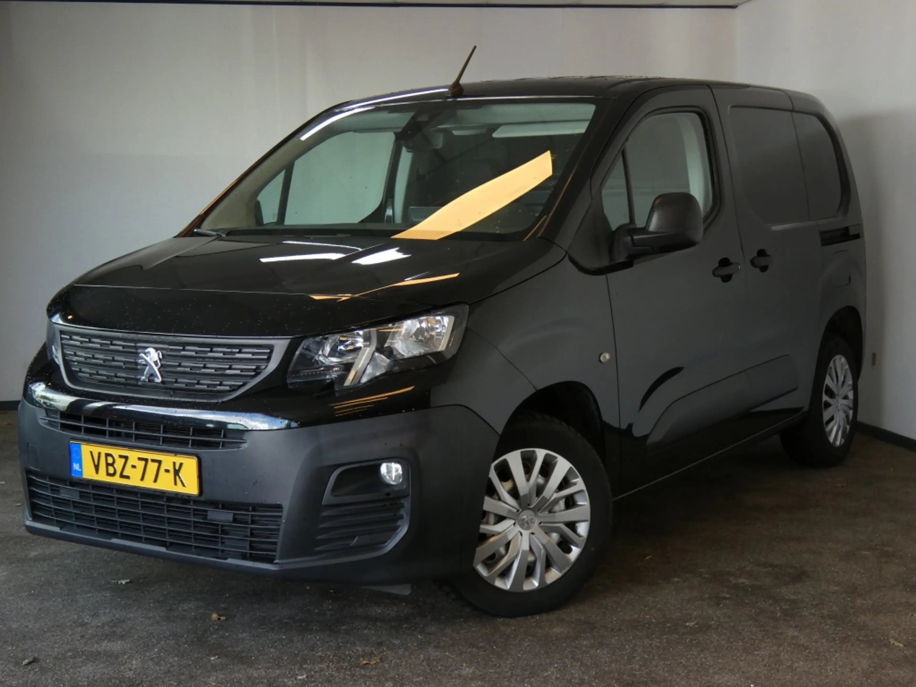 Peugeot Partner 1.5 BlueHDI Premium NWE APK, AUTOMAAT, APPLE CARPL