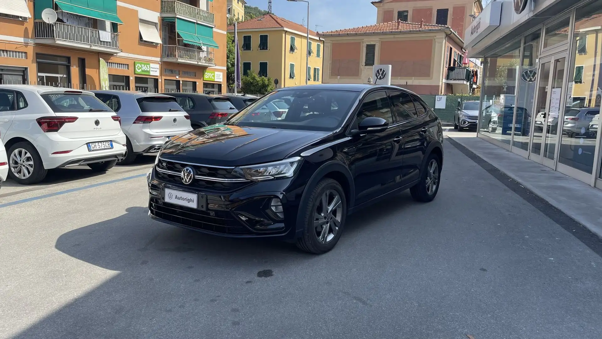 Volkswagen Taigo 1.0 TSI 110 CV R-Line Zwart - 1