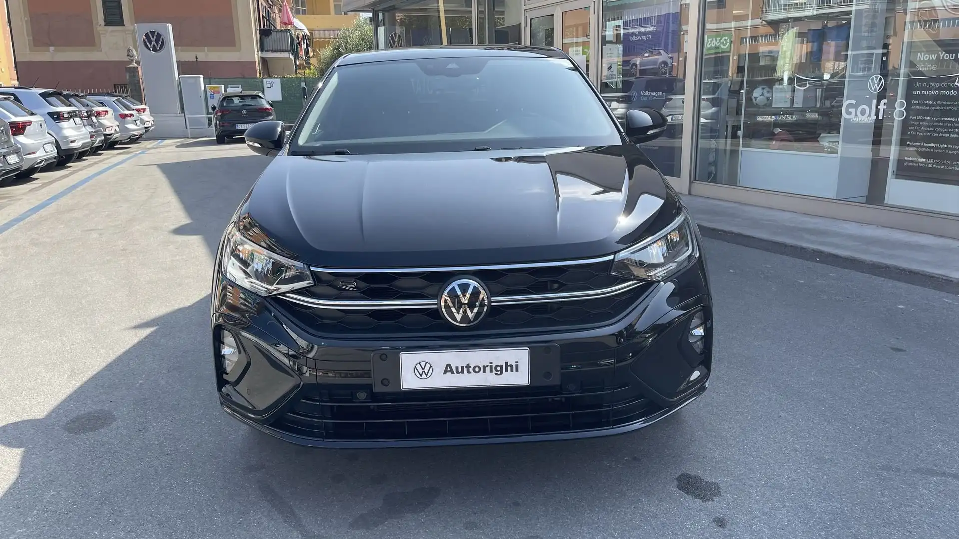 Volkswagen Taigo 1.0 TSI 110 CV R-Line Zwart - 2