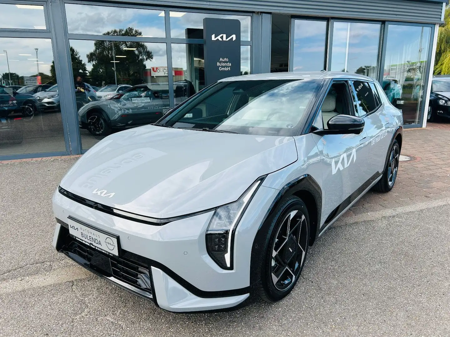 Kia EV4 81 kWh FWD GT-Line DWP COM CON Серый - 2