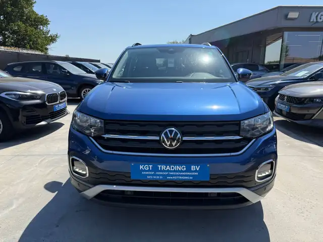 Volkswagen T-Cross view 2