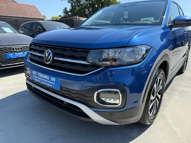 Volkswagen T-Cross view 10