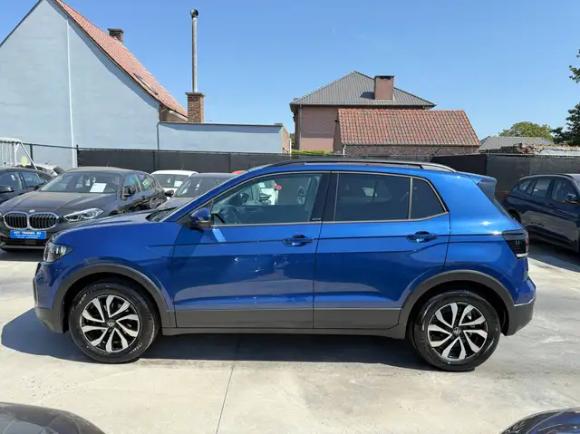 Volkswagen T-Cross view 8
