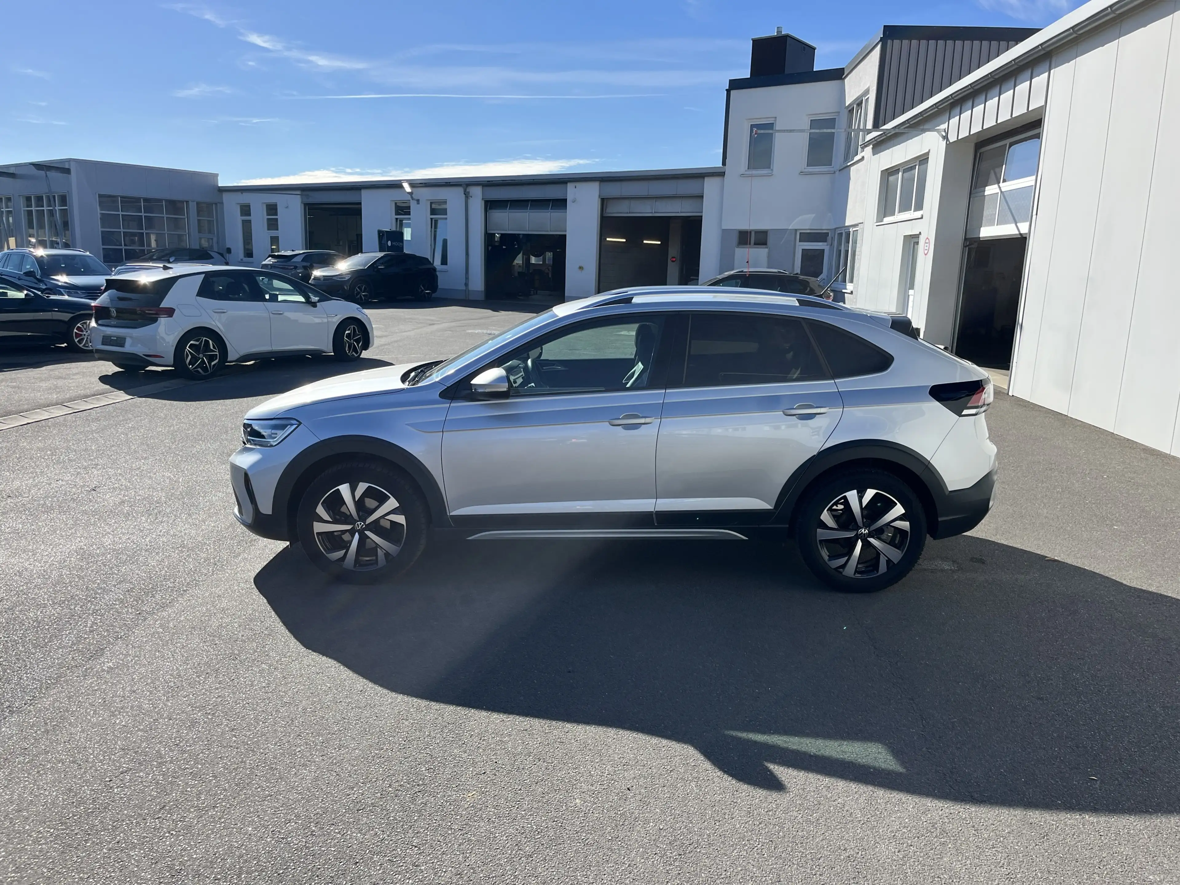 Volkswagen Taigo 1.0 TSI Style 112€ m.20% Anz. AHK Navi TravelAss — photo 3