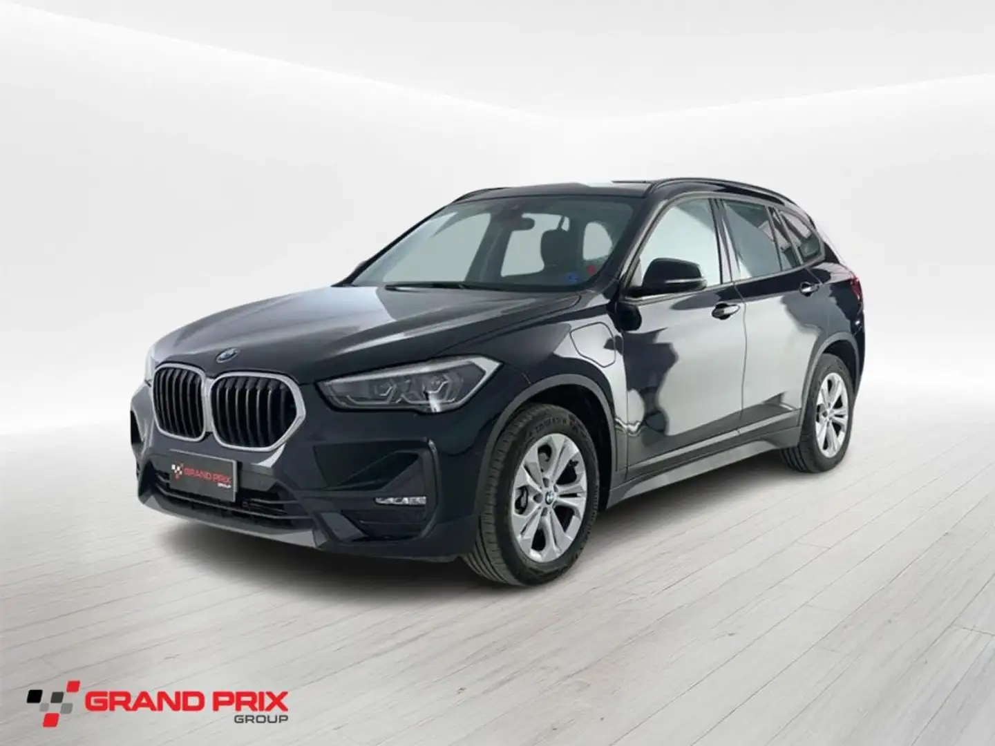 BMW X1 xDrive25e Business Advantage Schwarz - 1