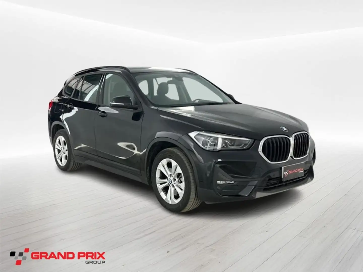 BMW X1 xDrive25e Business Advantage Schwarz - 2