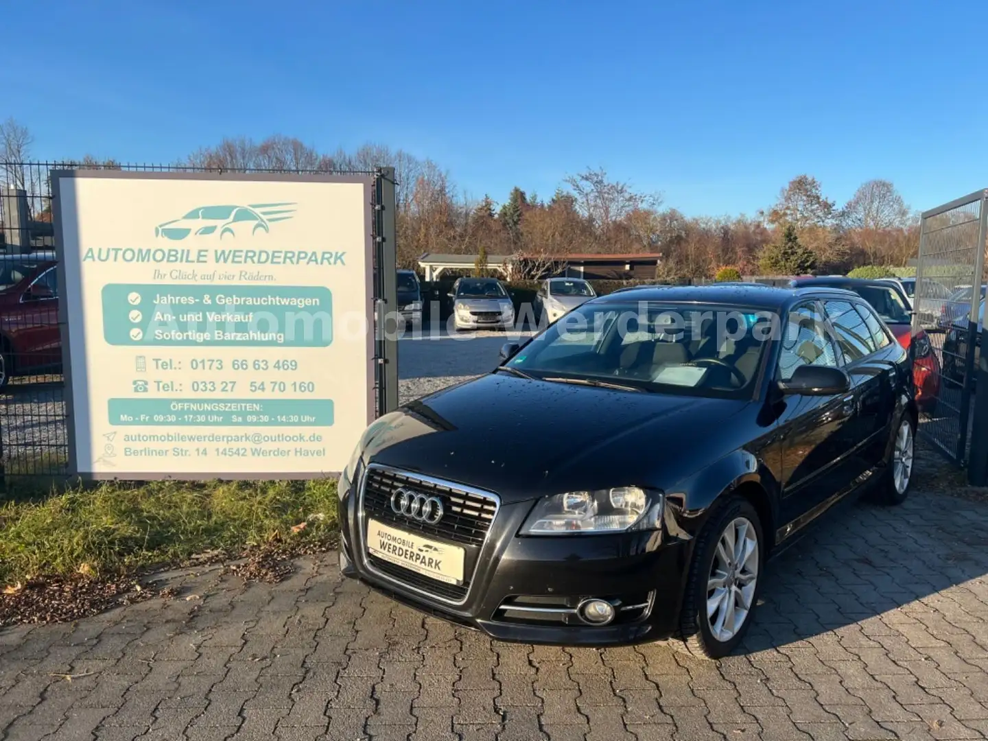 Audi A3 Sportback 2.0 TDI Ambition Schwarz - 1