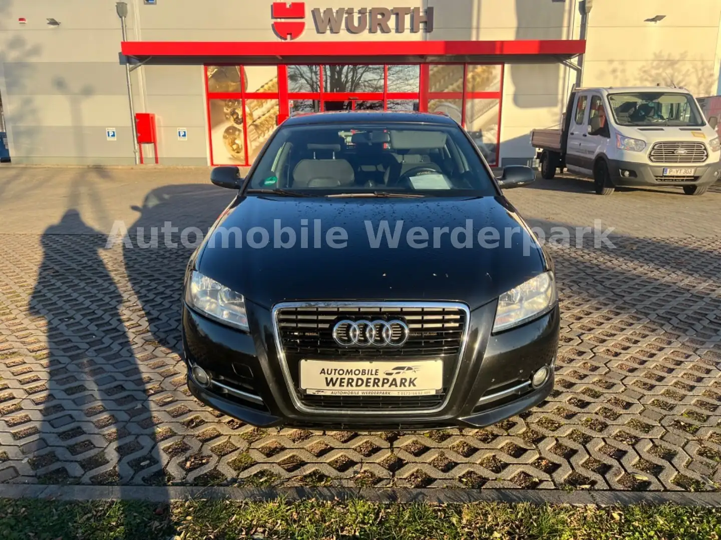 Audi A3 Sportback 2.0 TDI Ambition Schwarz - 2