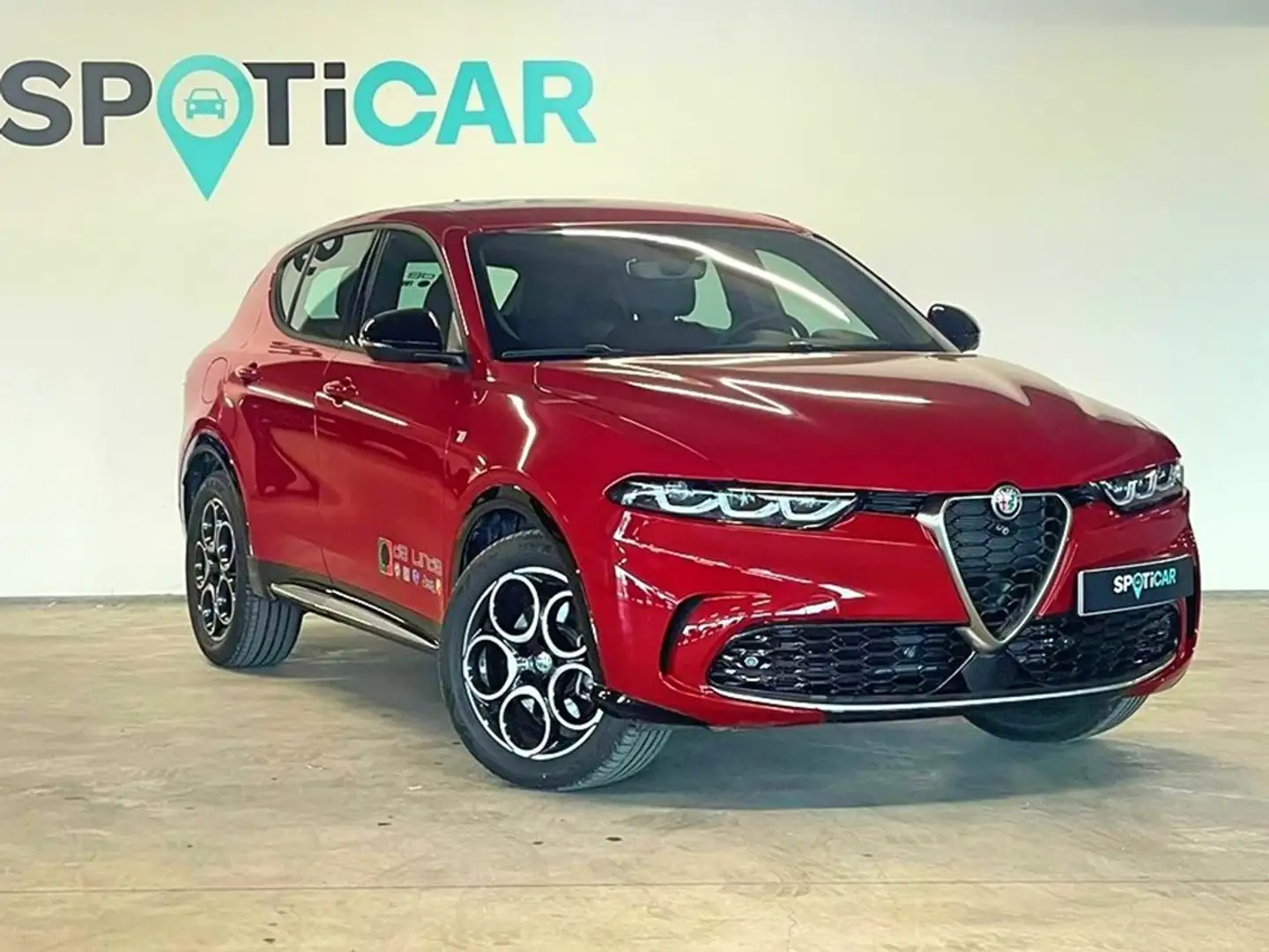 Alfa Romeo Tonale Piros - 1